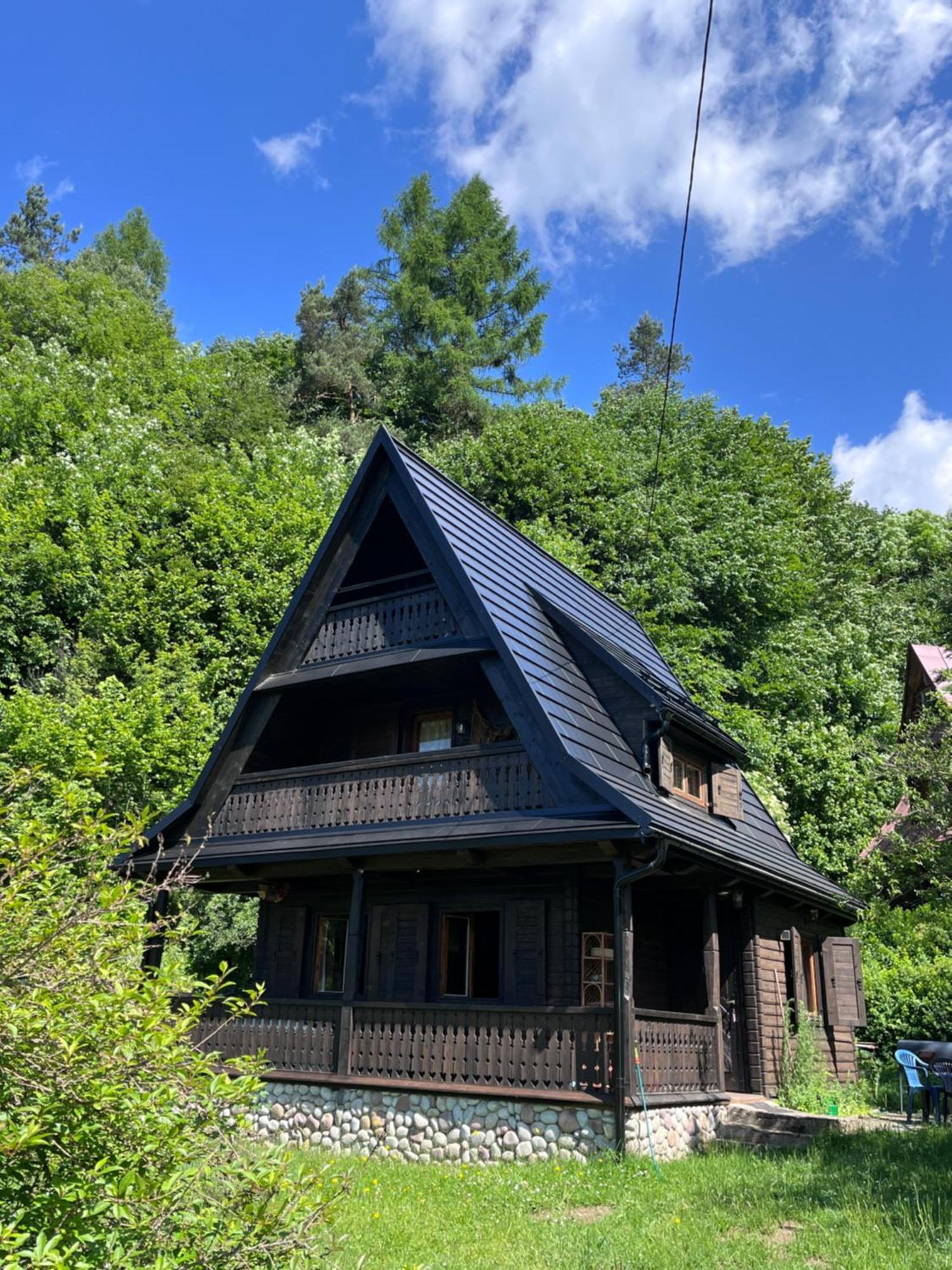 Drewniany Domek Bb Nad Rzeka Powrożnik Exteriör bild