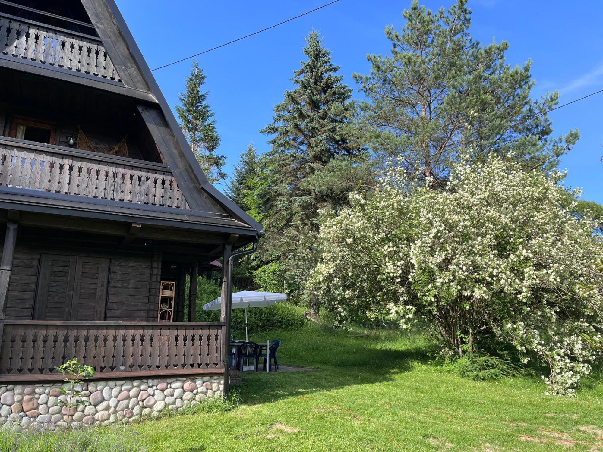 Drewniany Domek Bb Nad Rzeka Powrożnik Exteriör bild